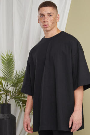 Huge Tee