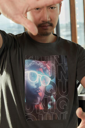 Perfect Print Tagless Tee