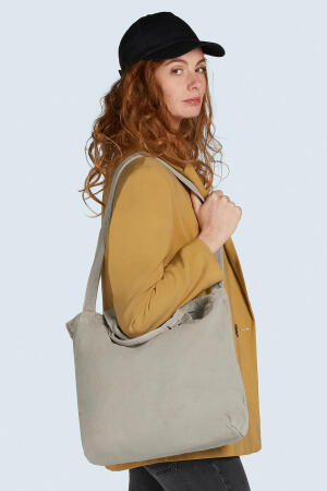 Zipped Canvas Shopper
