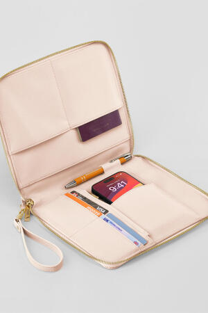 Boutique Travel/ Tech Organiser