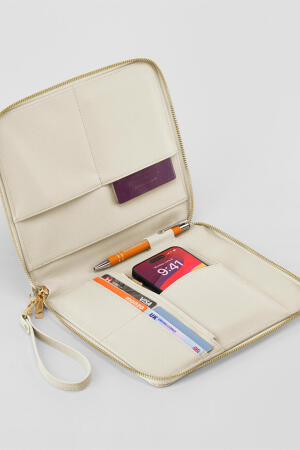 Boutique Travel/ Tech Organiser