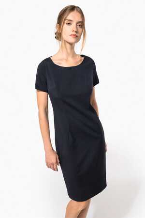 Kleid mitkurzen Ärmeln