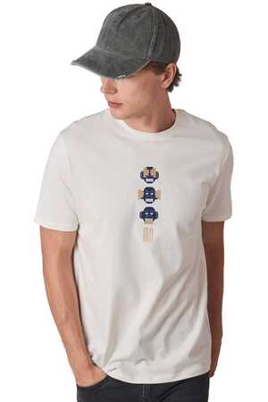 Zerrissene gewaschene Kappe