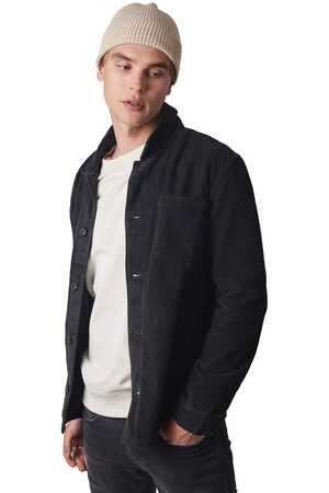 Gerippte Mütze mit Umschlag