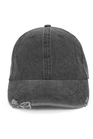 Zerrissene gewaschene Kappe