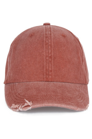 Zerrissene gewaschene Kappe