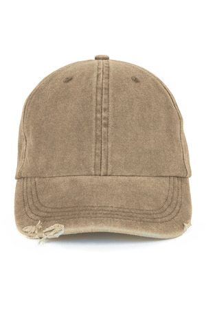 Zerrissene gewaschene Kappe